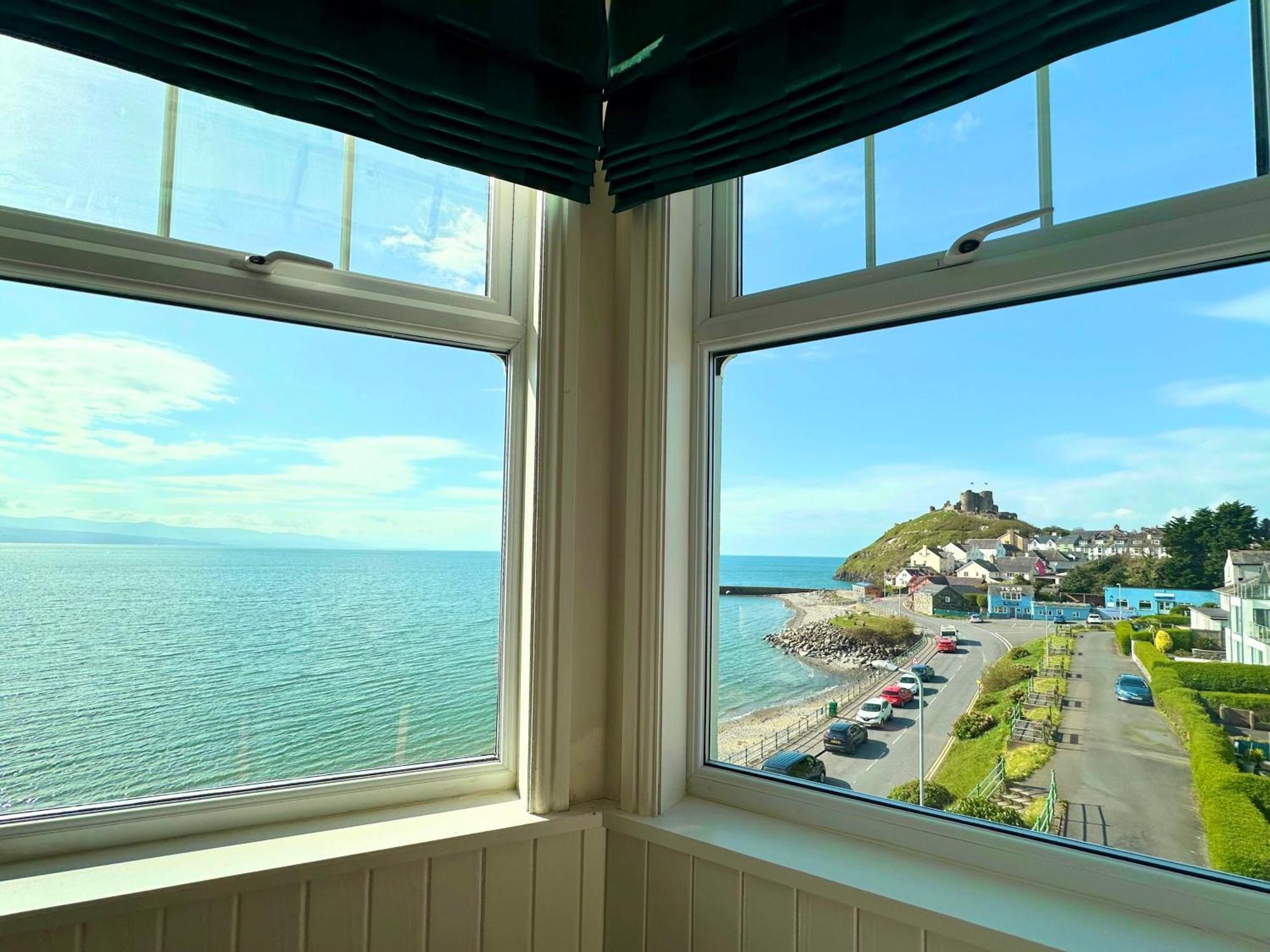 Caerwylan Hotel Criccieth Exterior photo